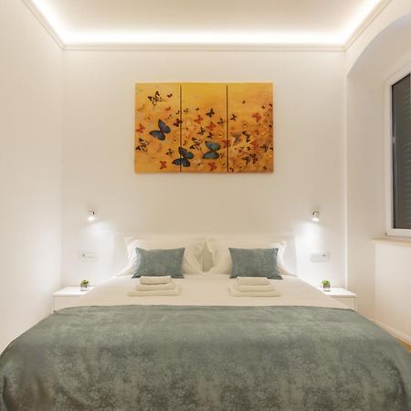 Maniva Old Town Luxury Rooms - Prime Spot By Riva Promenade Split Exterior photo